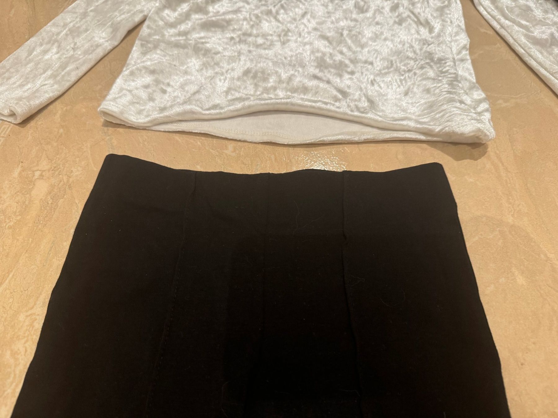 Lotti & Set di vestiti: H&M NWT Set, 6j 116 – Nuovo (secondo la descrizione) da Klingnau venduto da Markus14 2