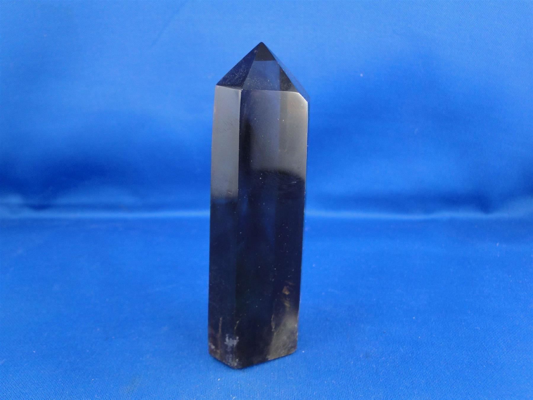 Minerali & Pietre curative: Rauchquartz-Spitze (geschliffen) – Usato da Schinznach Bad venduto da Demerald 2