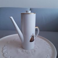 1966 Langenthaler Porzellan Kaffeekanne mit Figuren im Dekor