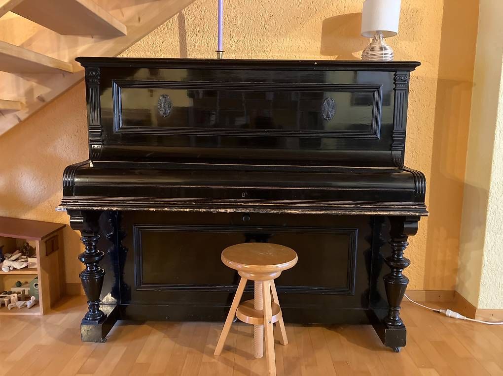 Strumenti musicali: Klavier A. Schmidt-Flohr – Usato da Worb venduto da Toesae