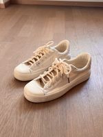 Warrior Sneakers Cream Size 39 Used