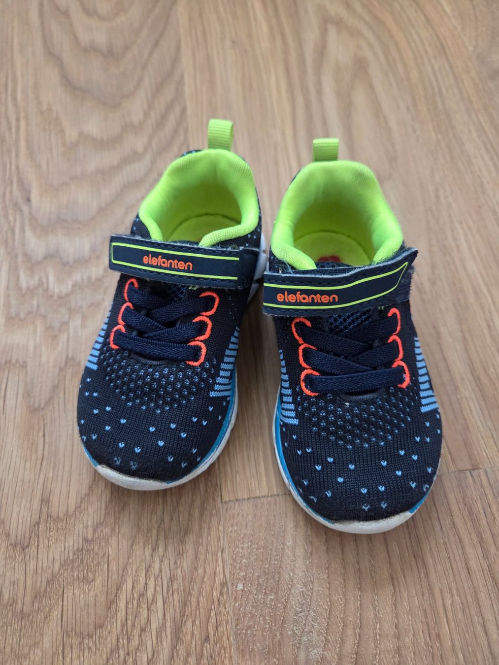 Elefanten Chaussures garçon: Sneaker Elefanten Gr. 20 – D'occasion à Bremgarten AG par sabrownie