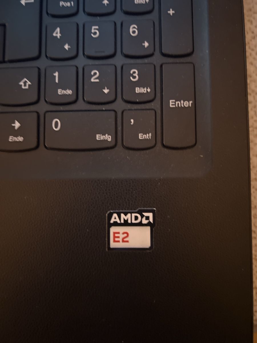 Lenovo Notebook: Lenovo PC  – Usato da Zürich venduto da ale_kl9k 2