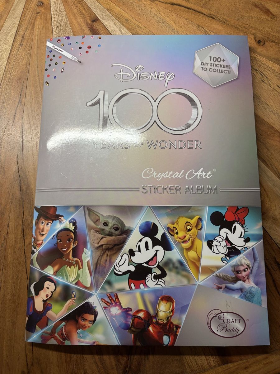 Disney Carte collezionabili: Disney 100 Crystal Art Sticker - Anna – Nuovo e nell'imballaggio originale da Volketswil venduto da Alexa_Rahel 1