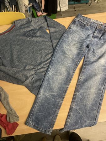 Cooles Jungen Set, Gr. 146/152 Jeans und Pullover, neu