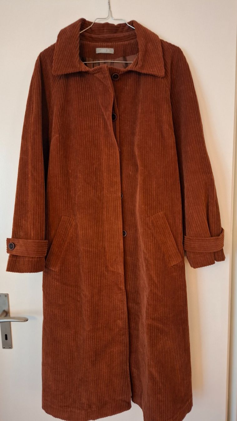 Mäntel: Cappotto da donna in velluto a coste – Neu (gemäss Beschreibung) aus Lugano von ine_fhf8