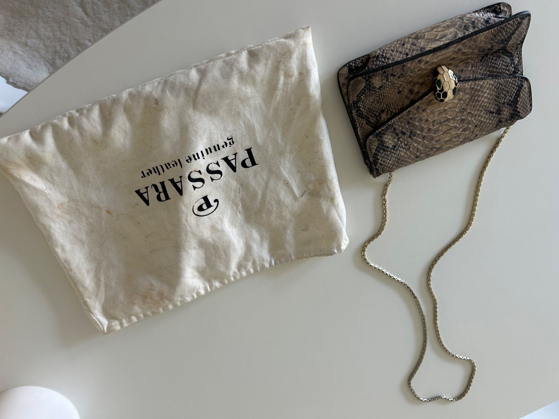 Borse da donna: High quality Leather Bag with Snake Clasp – Usato da Zürich venduto da khriw 9