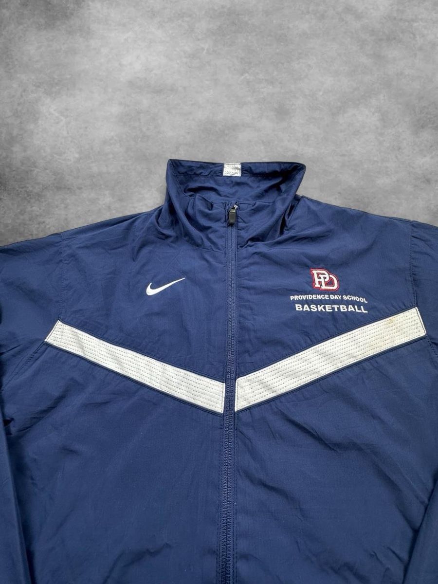 Nike Jacken: Nike jacket – Gebraucht aus Erlinsbach SO von TogaResell 1