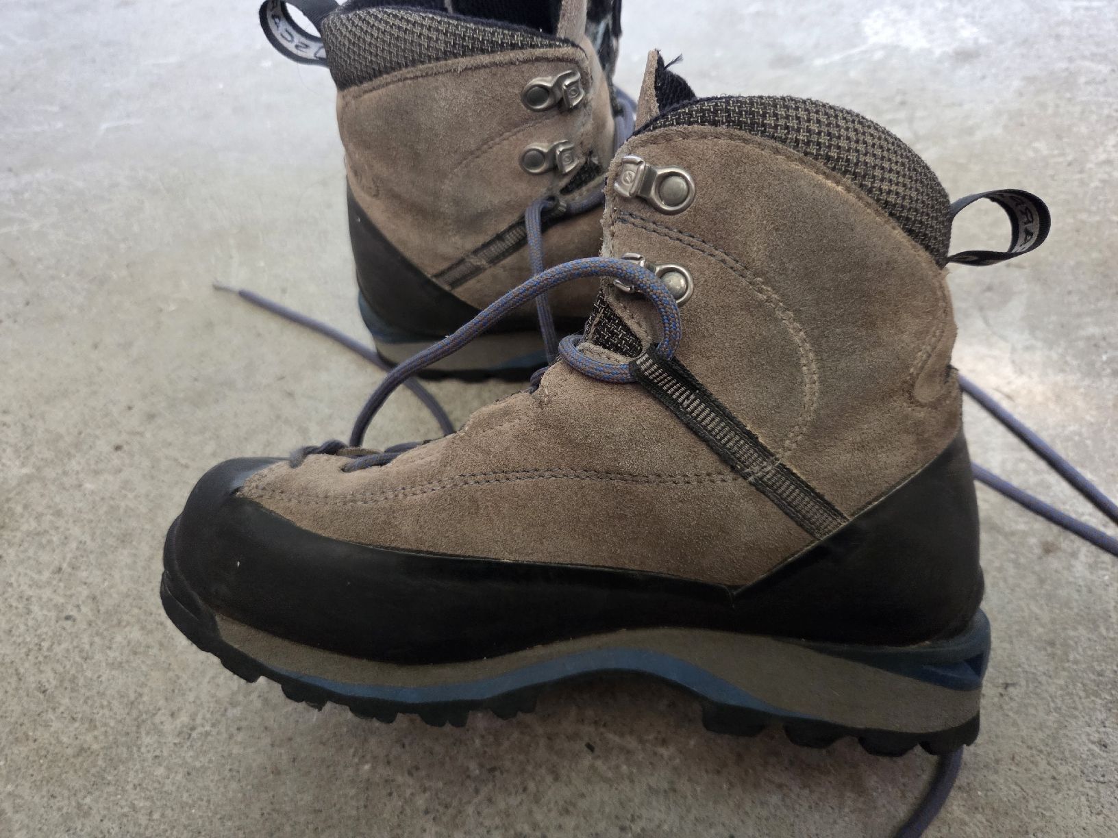 Scarpa Scarpe da donna: Scarpa Chamonix GTX Wanderschuhe Damen Gr. 36  – Usato da Trimmis venduto da jenna01 3