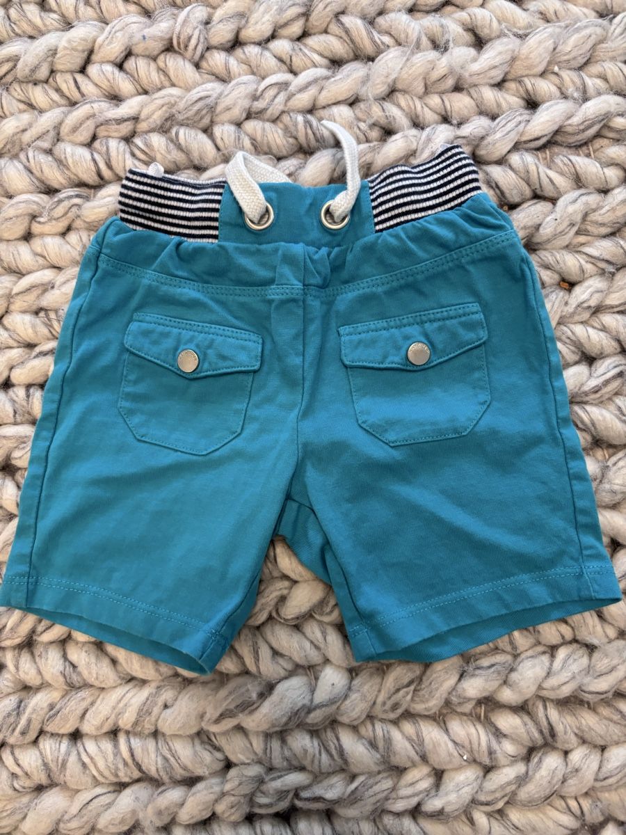 Hosen: Kurze Hose Gr. 68 – Gebraucht aus Kilchberg ZH von cla_z8n7