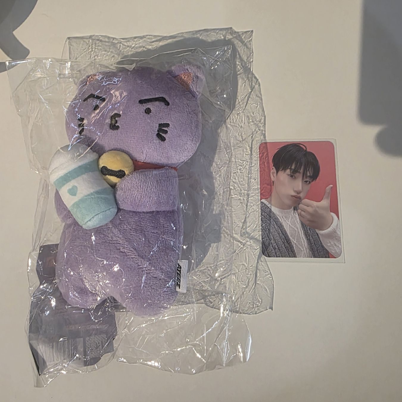 Portachiavi: ateez  cup sleeve keyring san – Nuovo e nell'imballaggio originale da Vevey venduto da Shelovesyu._.u