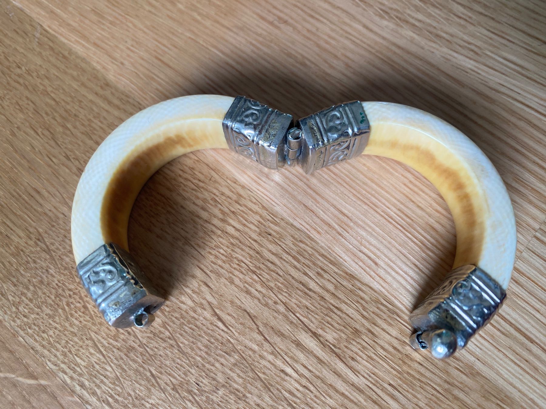 Bracciali & Braccialetti: Vintage Armreif – Usato da Zürich venduto da dbrot 9