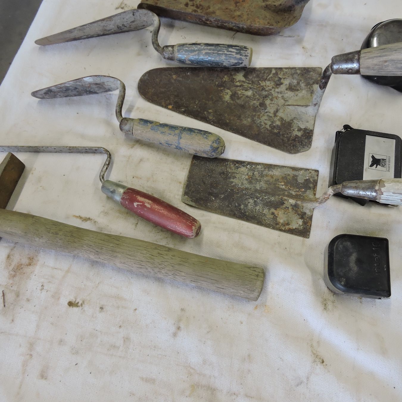 Tutti gli attrezzi: Bau Handwerkzeuge Set Nr.4 – Usato da Meikirch venduto da rva_q8c7 1