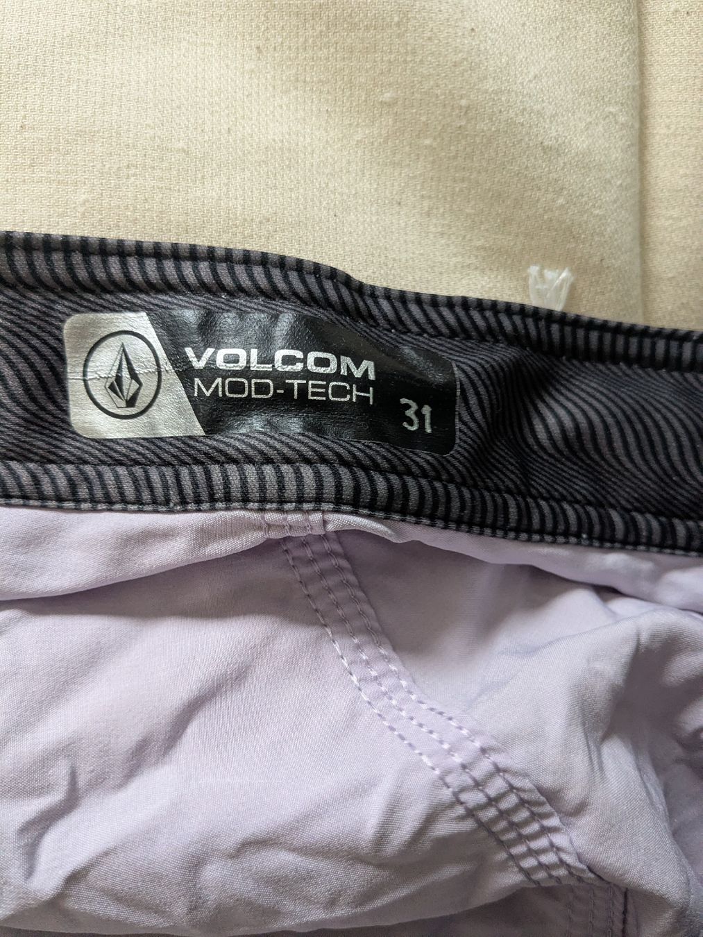 Volcom Badehosen: Volcom Boardshorts/Swimming Trunks – Gebraucht aus Lenzerheide/Lai von dgi_wj6p 2