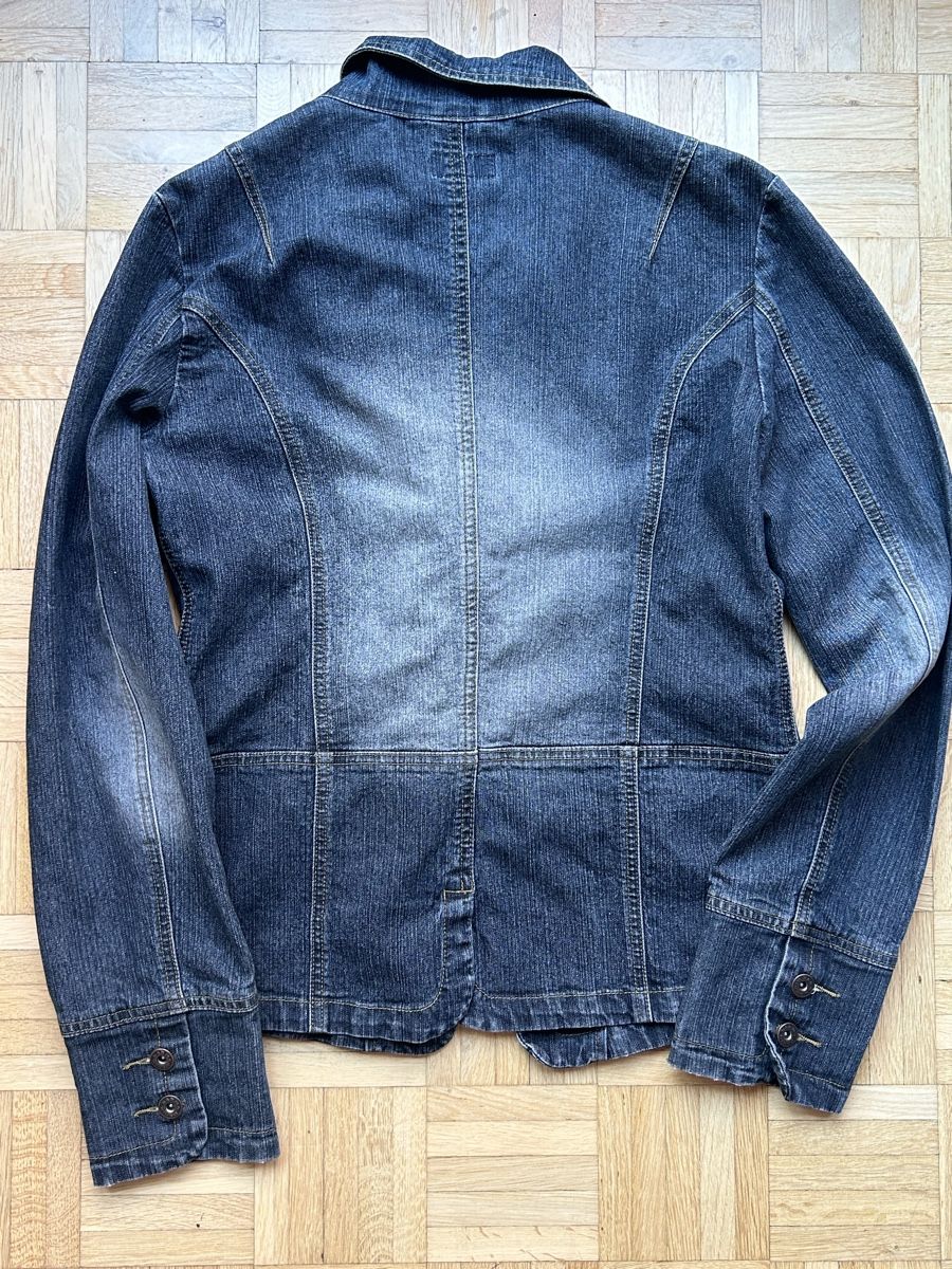 Jacken: Taillierte Jeansjacke – Gebraucht aus Zürich von lea_8ks7 1