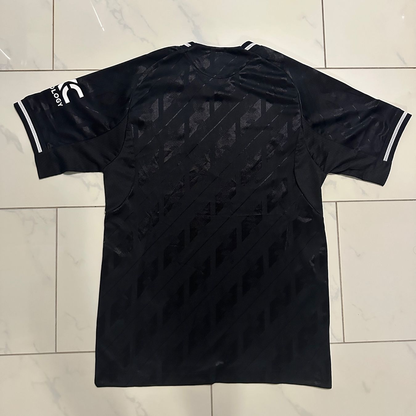 Manchester United Maillots de corps & Pantalons: Manchester United Trikot Grösse L – Neuf (Voir description) à Liestal par tha_dg6j 3