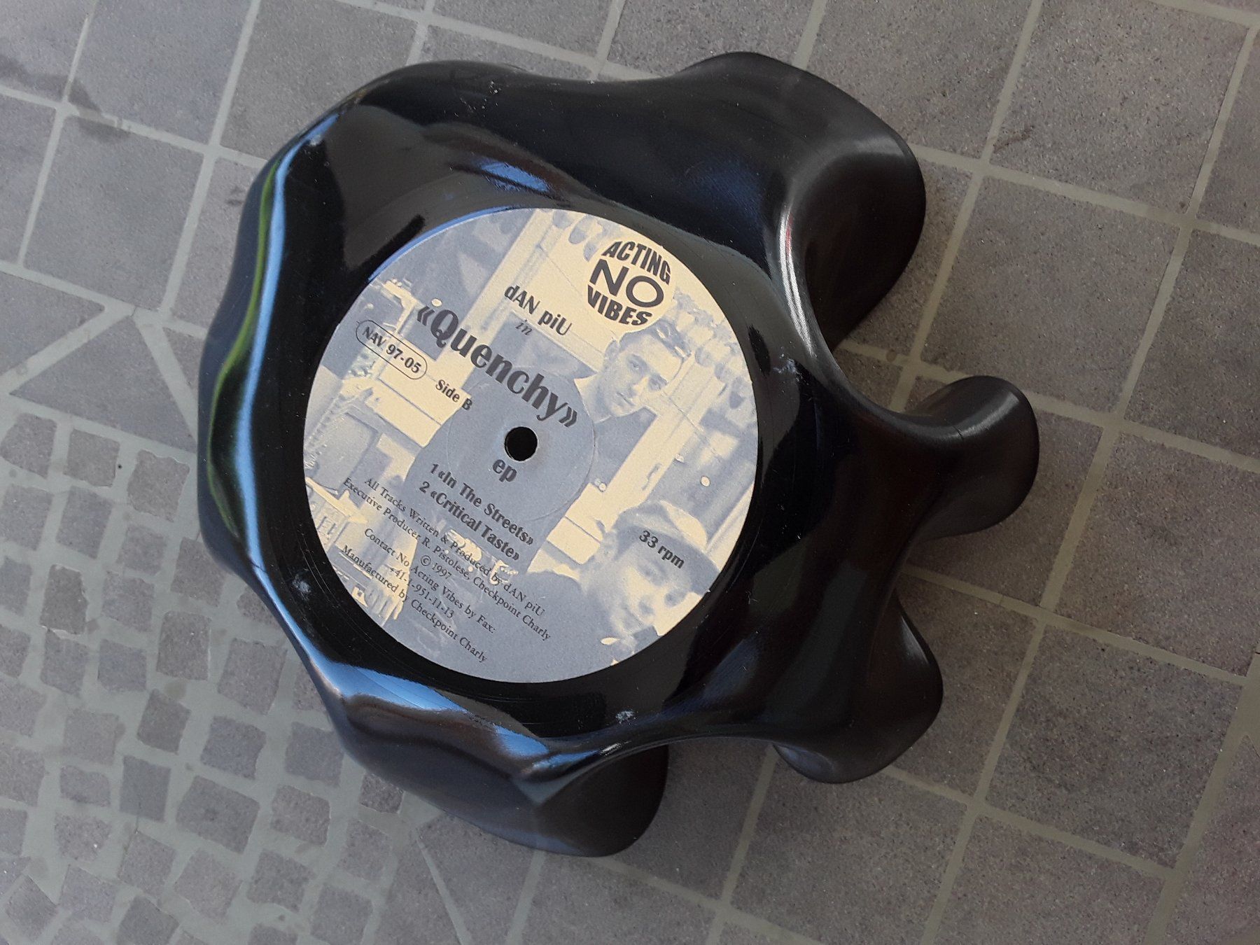 Ciotole: Schale aus Vinyl-Schallplatte / 0116 – Usato da Knutwil venduto da Virginia007 2
