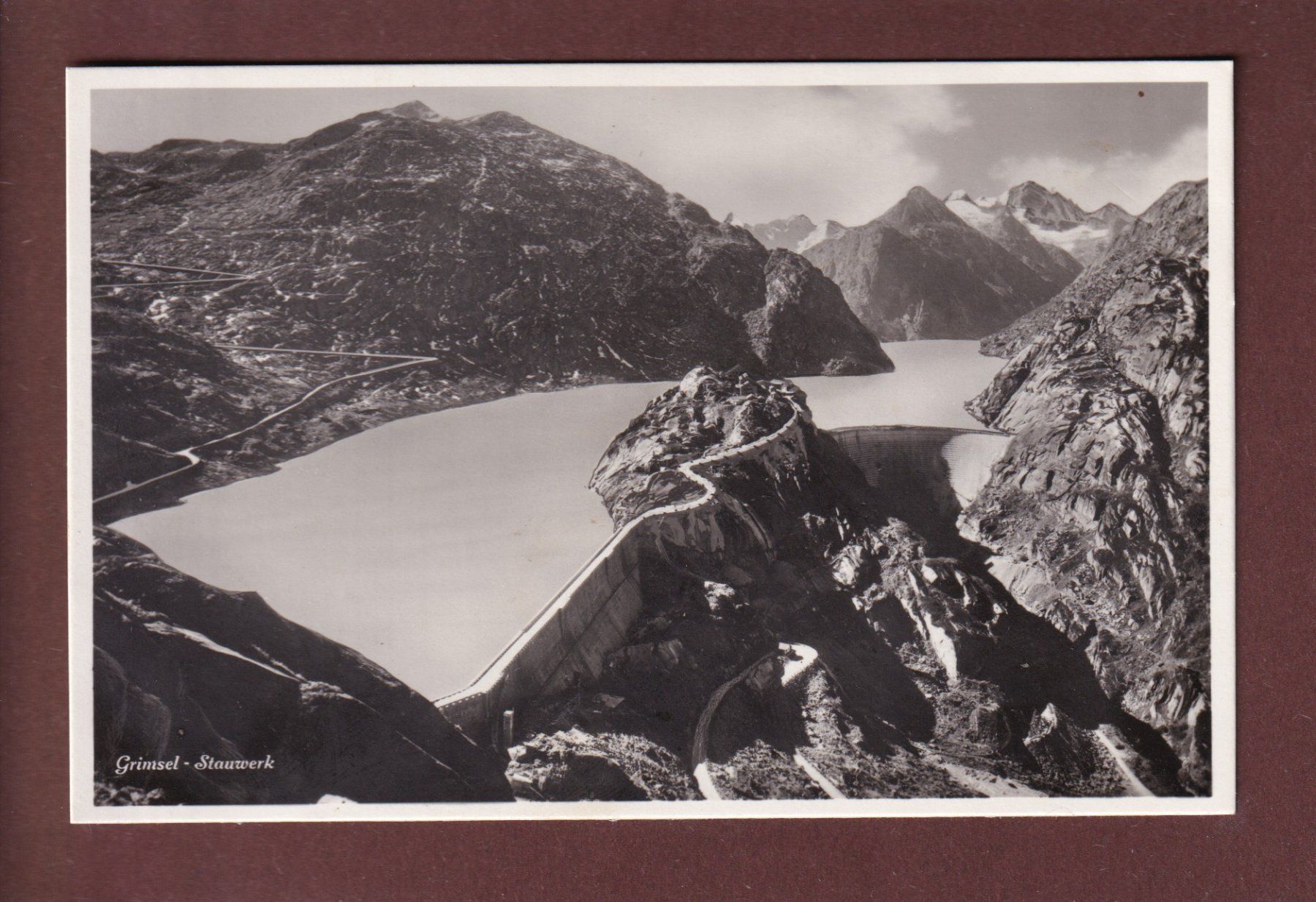 Cartoline postali: GRIMSEL - Stauwerk – Usato da Pully venduto da nicecards