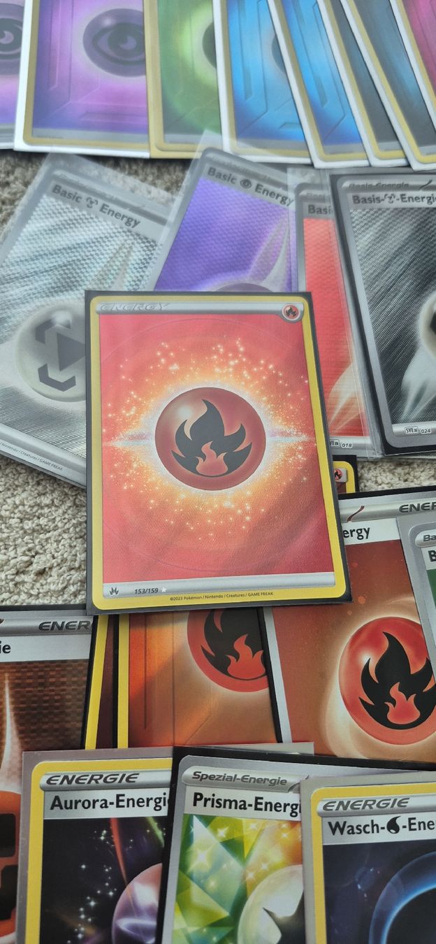 Pokémon Carte collezionabili: Pokémon Holo Energiekarten Sammlung – Usato da Mönchaltorf venduto da Volkner 4