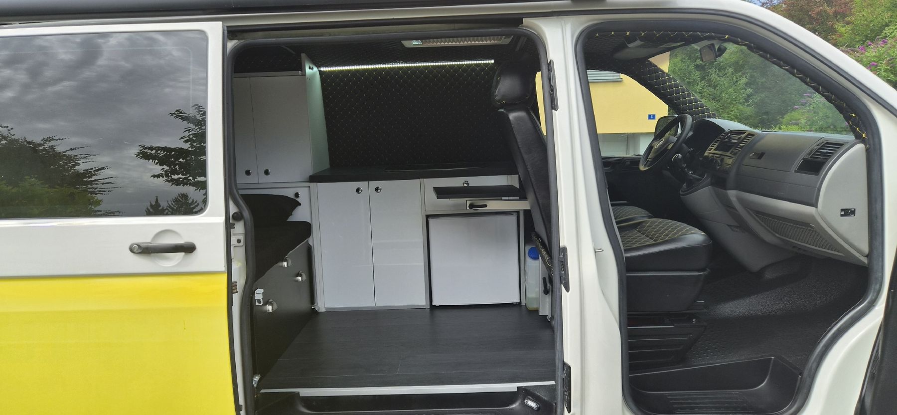 VW Veicoli da campeggio: VW T5 4MOTION  CAMPER – Usato da Dietlikon venduto da svajc80 3
