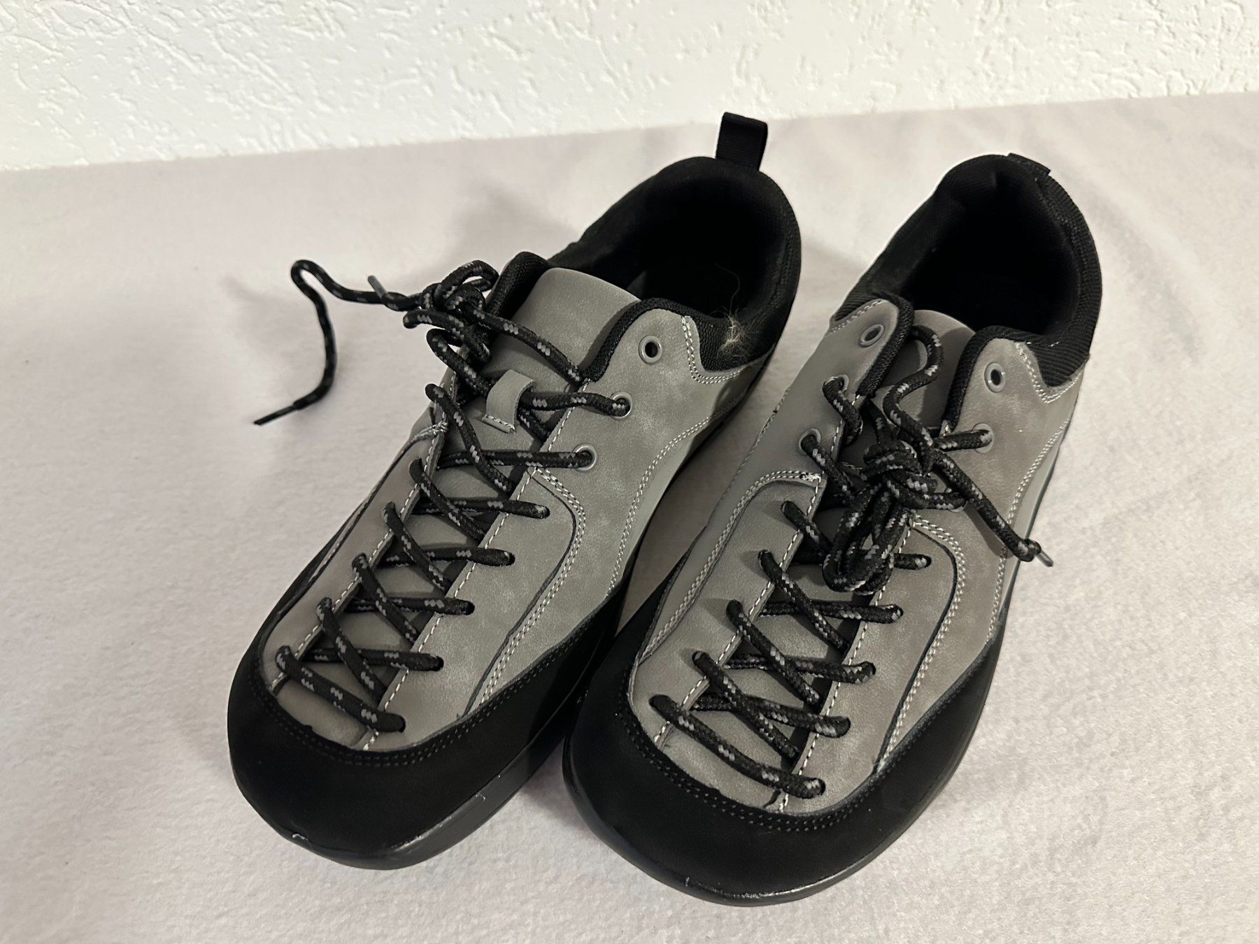Herrenschuhe: Herren-Freizeit Sneaker grau NEU 43 – Neu (gemäss Beschreibung) aus Auw von ber_cqn7 1