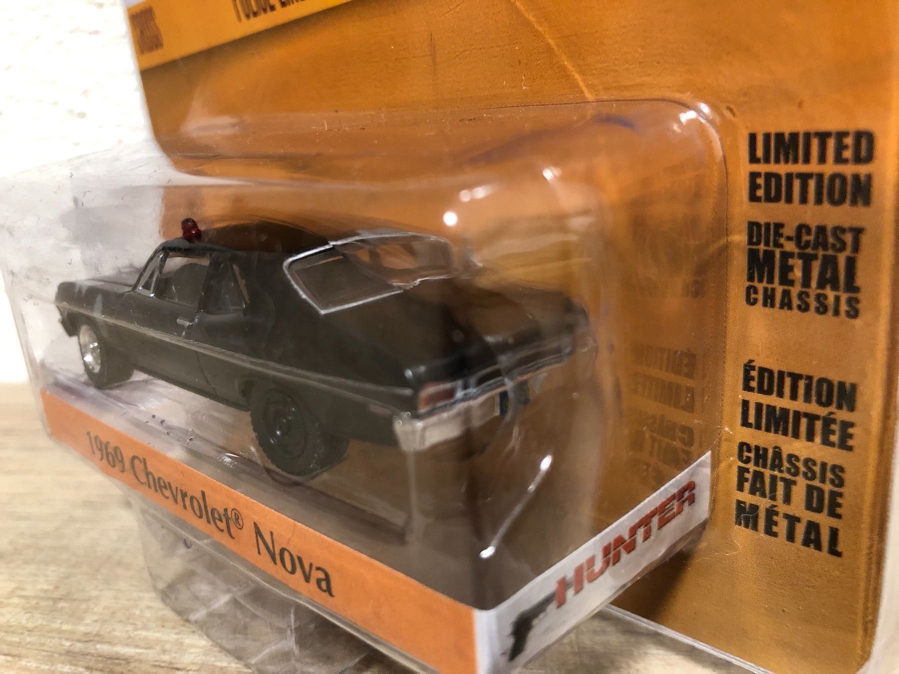 Greenlight Modellautos: Hunter Chevrolet nova 1969 1/64 – Neu und originalverpackt aus Reinach AG von rares75 2