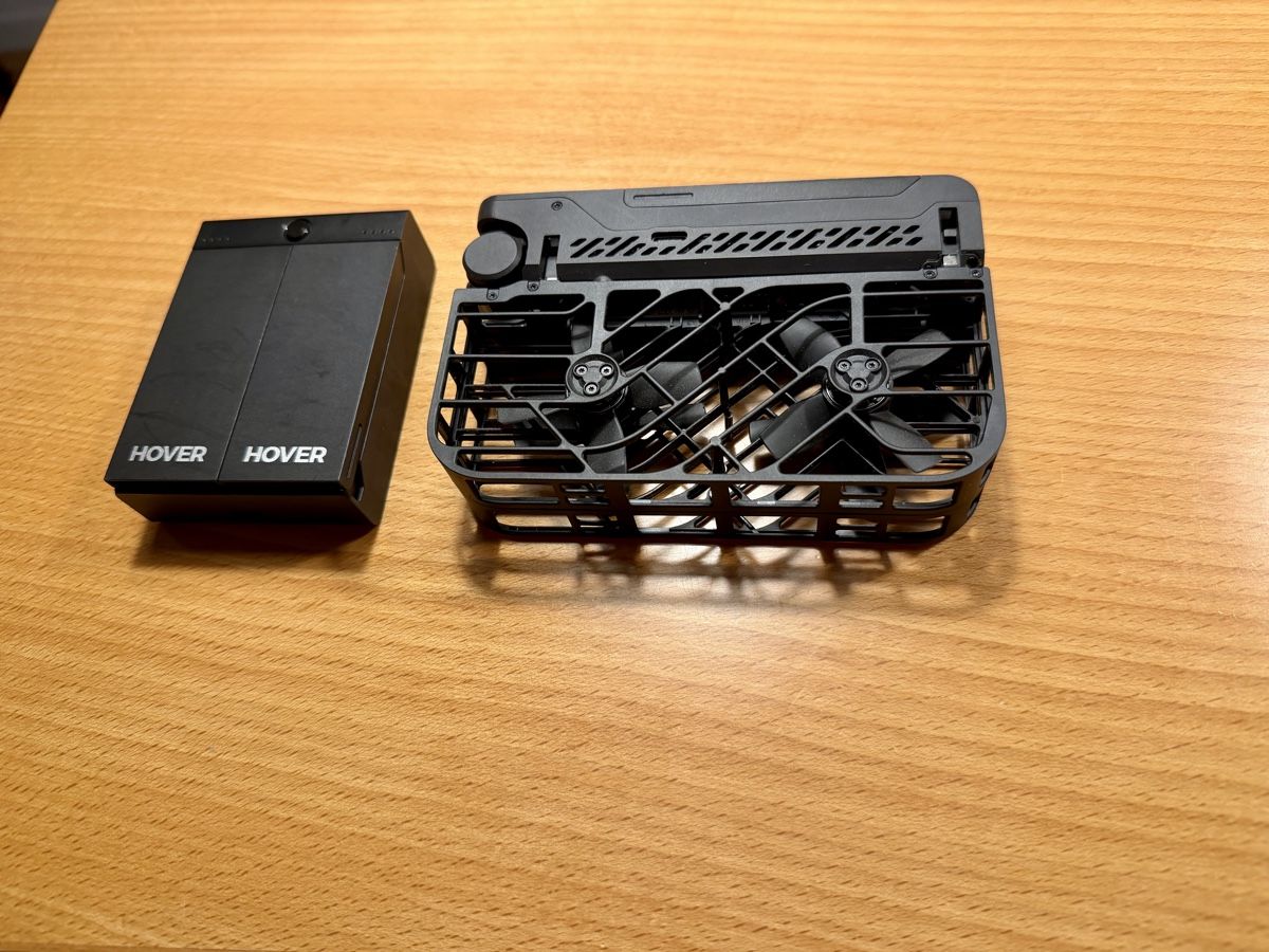 Action Cam: HoverAir X1 neuwertig mit 3x Akkus – Usato da Winterthur venduto da good_stuff_marketing 3