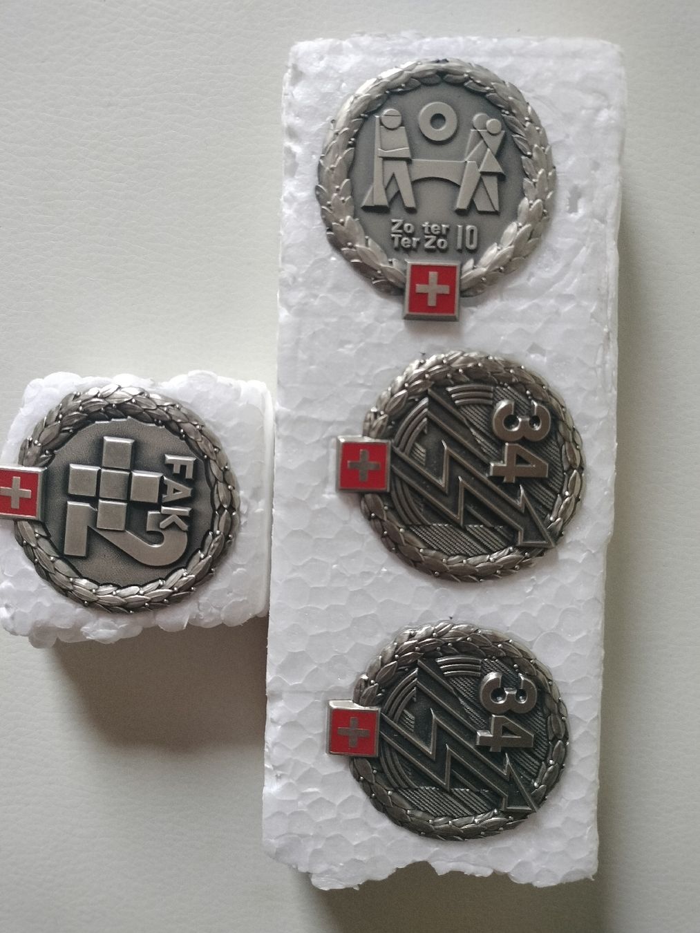 Schweizer Armee Uniformi: Schweizer Armee Militär Peret Emblem – Usato da Schwanden Sigrisw venduto da len_9yqg