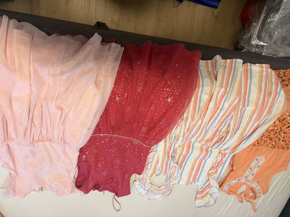 Lotti & Set di vestiti: Kleider 6-7 jahre – Usato da Wettingen venduto da Goldstein_AG
