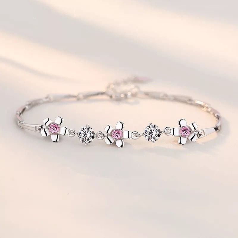 Bracciali & Braccialetti: silber armkette mit blumen – Nuovo e nell'imballaggio originale da St. Gallen venduto da yatoot26 3