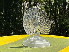 Pfau Skulptur aus Kristall