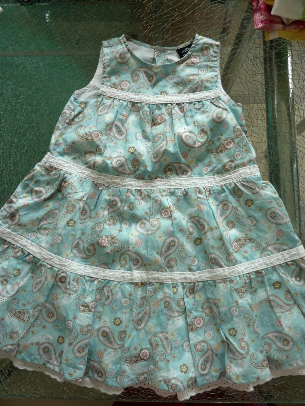 Vestiti & Gonne: Wunderschönes Kleid Gr. 104 – Nuovo e nell'imballaggio originale da Melchnau venduto da BarbaraD01