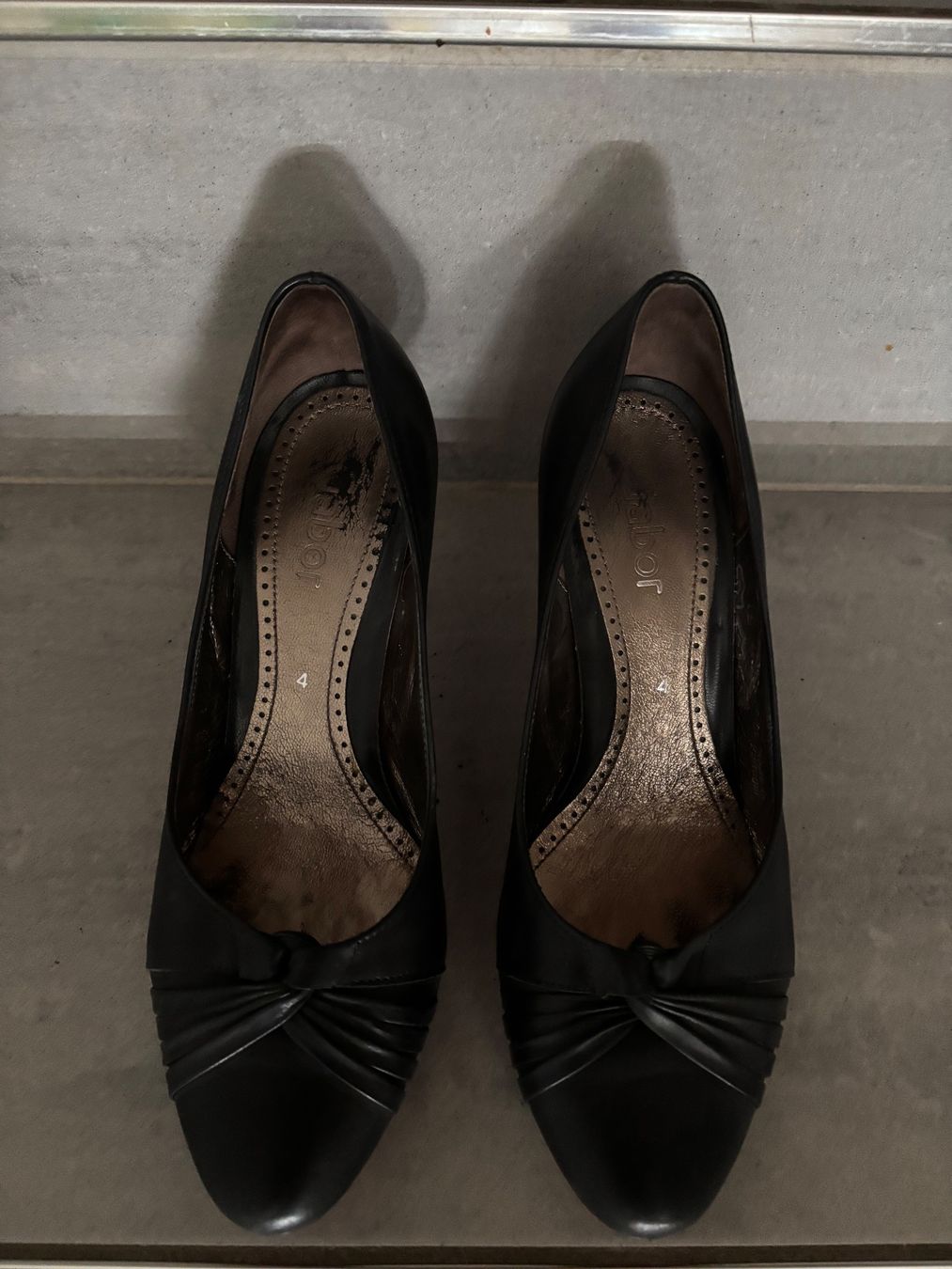 Gabor Scarpe da donna: Gabor Schuh Pumps schwarz - Grösse 37 – Usato da Kleinandelfingen venduto da Baba23