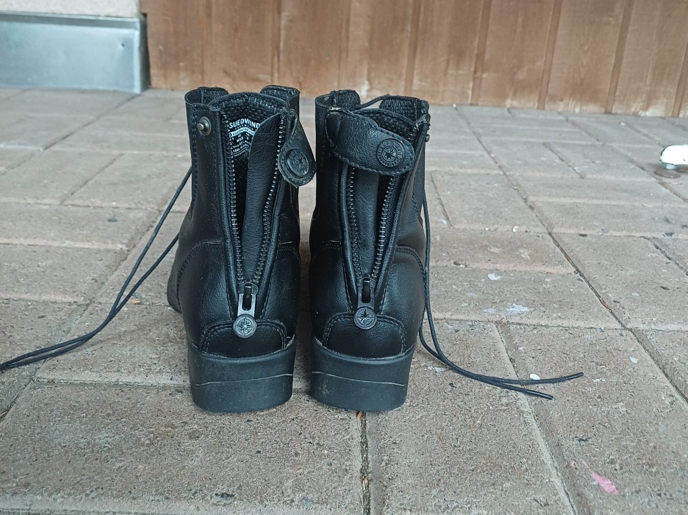 Scarpe da donna: Reit-Stiefeletten – Usato da Roggliswil venduto da sas_b8c8 3