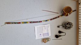 Berimbau und andere traditionelle brasilianische Instrumente