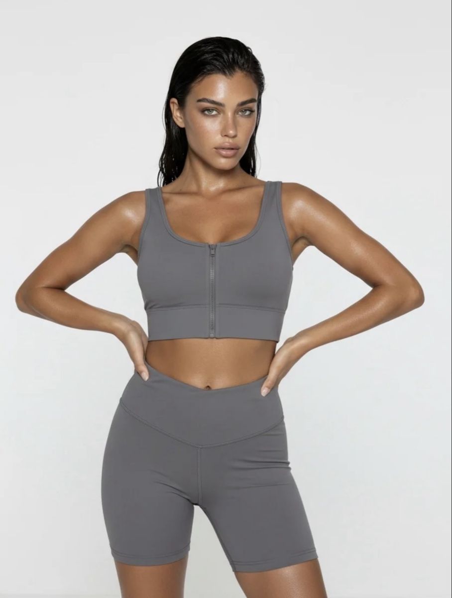 Top: Alpha Coutures Sport BH – Nuovo (secondo la descrizione) da Winterthur venduto da GloSte08 2