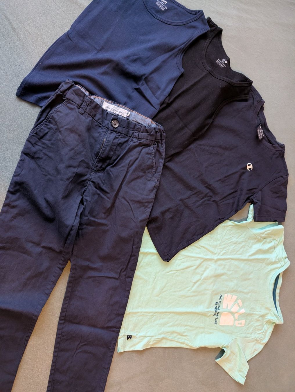 Lotti & Set di vestiti: Kleider Paket 122/128 – Usato da Mörschwil venduto da Ancona111