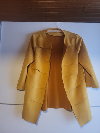Corsaro Damenjacke Wildlederoptik Gr. one size, senfgelb