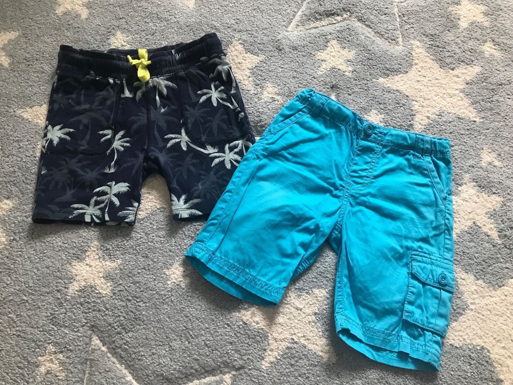 Pantaloni: Kurze Hose, Gr.98 – Usato da Vezia venduto da luce2011