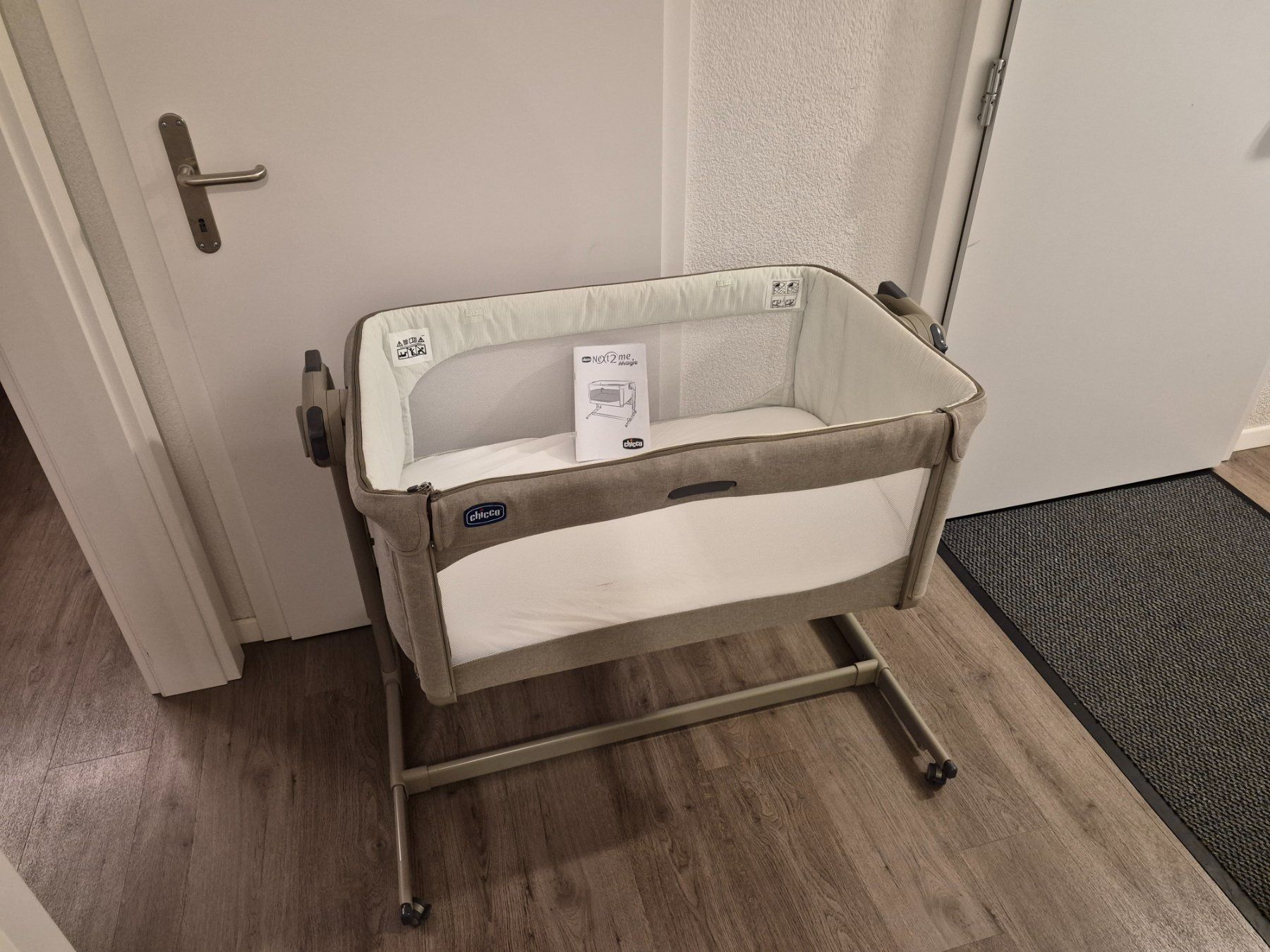 Chicco Letti: Lit bébé cododo Chicco Next 2 Me Magic – Usato da Corgémont venduto da airmath