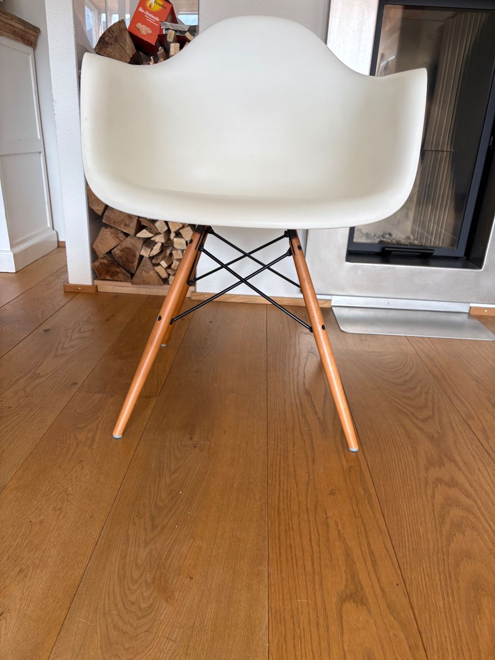 Vitra Chaises: Vitra Eames Armchair – D'occasion à Herrliberg par Uegi2 1