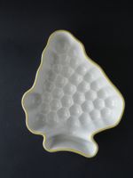 Rössler Weihnachtsbaum Form mit gelbem Rand - Ovensafe Gr.18