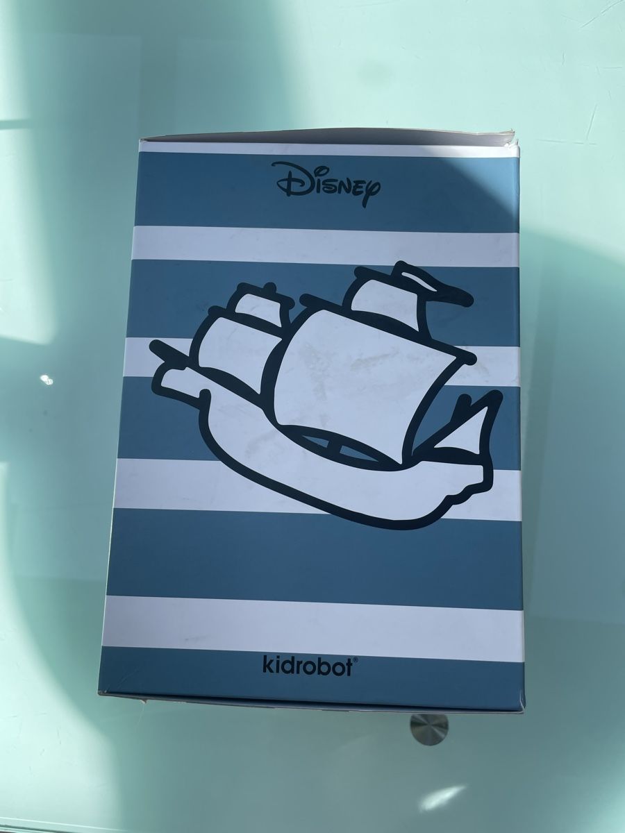 Disney Statuette: Kidrobot sailor M. Mickey  – Nuovo e nell'imballaggio originale da Les Brenets venduto da serialdrink 1