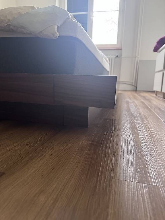 Betten: Bett mit Lattenrost – Gebraucht aus Basel von R_Goncalves1 2
