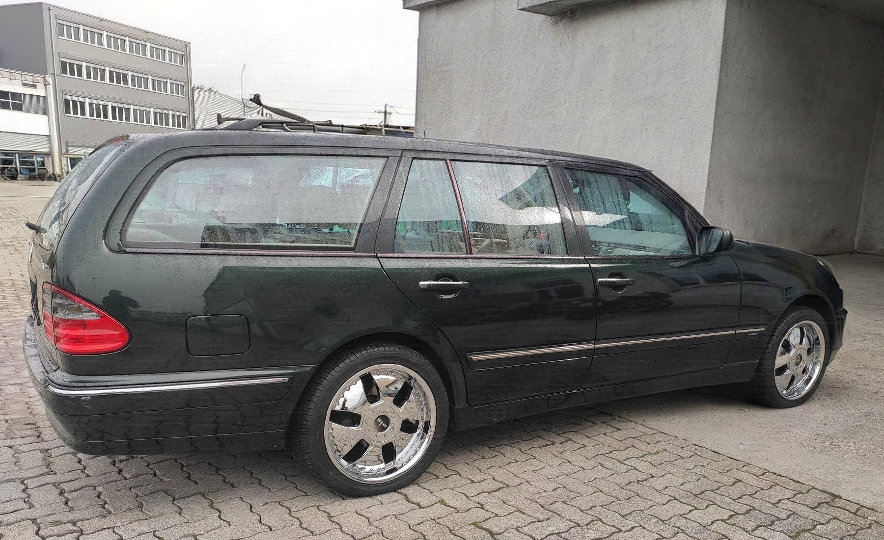Mercedes-Benz Pneus & Roues: Corniche Eclipse 8x18" Echtchrome, 5 Loch – D'occasion à Kreuzlingen par Tewes 9