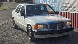 Mercedes Benz 190 E