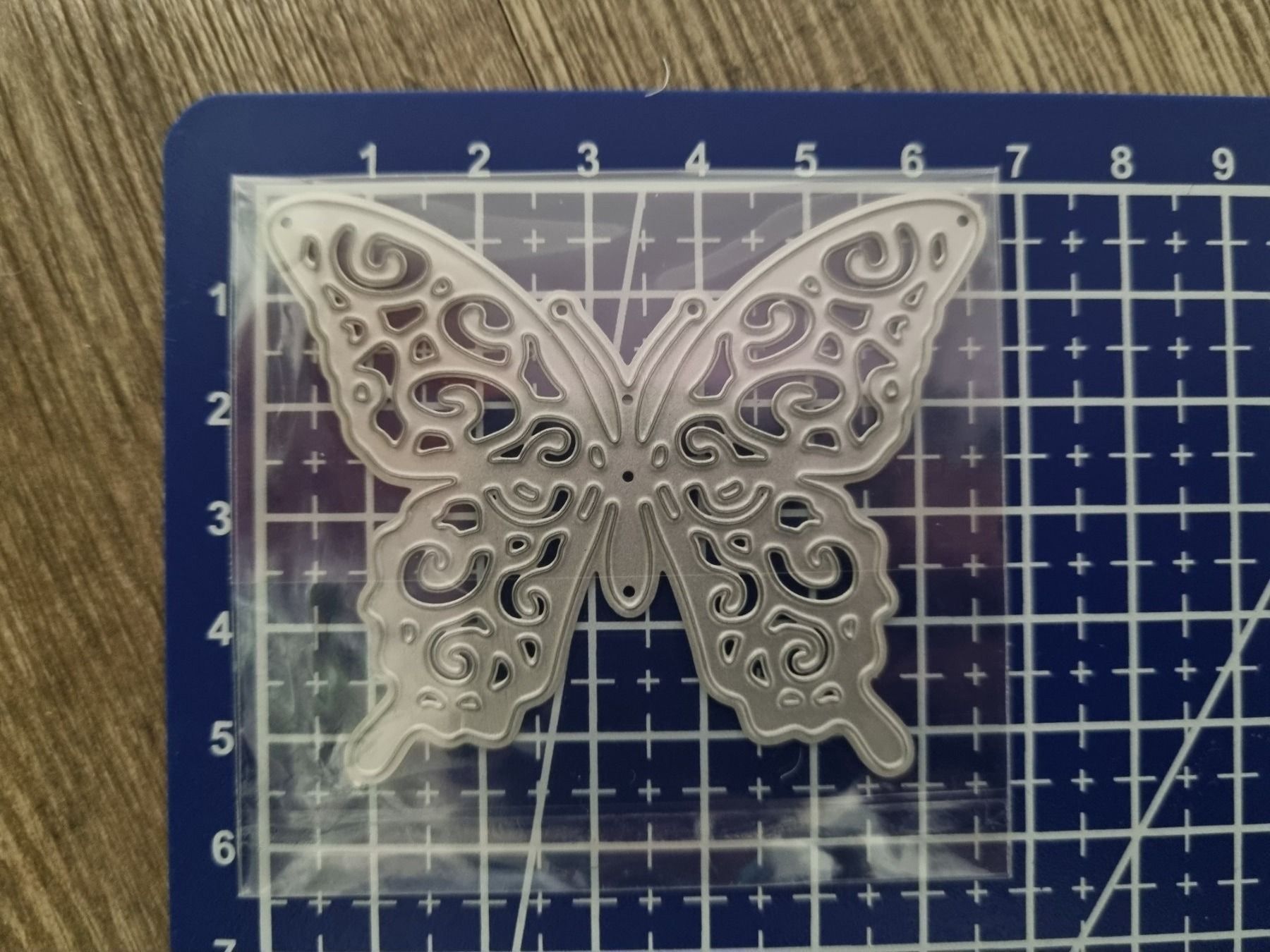 Sciablone: Stanzschablone Nr.14, Schmetterling – Nuovo e nell'imballaggio originale da Gretzenbach venduto da Fliegepilz56 2