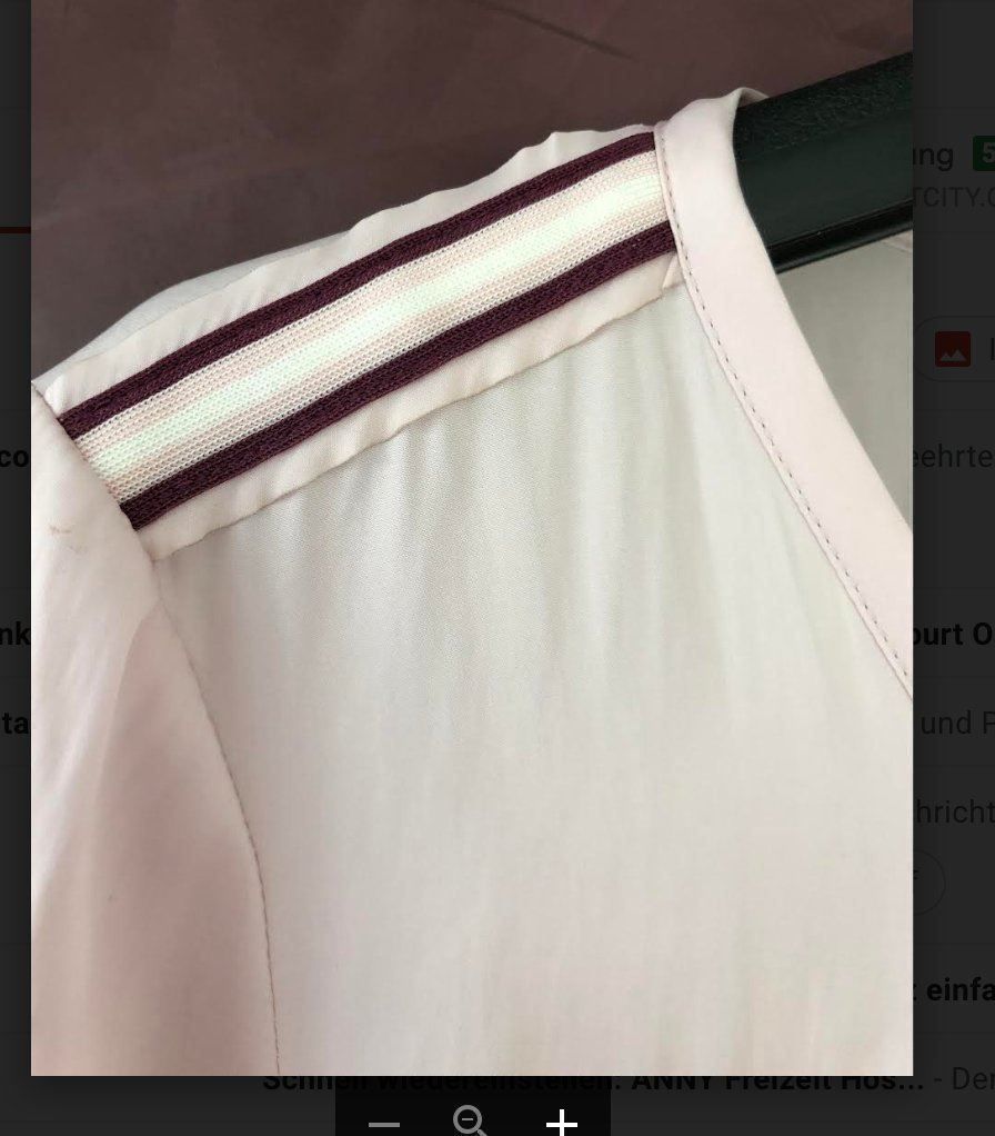Marc Cain Camicette: Marc Cain Blusenshirt mit Volants 38 N3 – Nuovo (secondo la descrizione) da Volketswil venduto da praxis12
