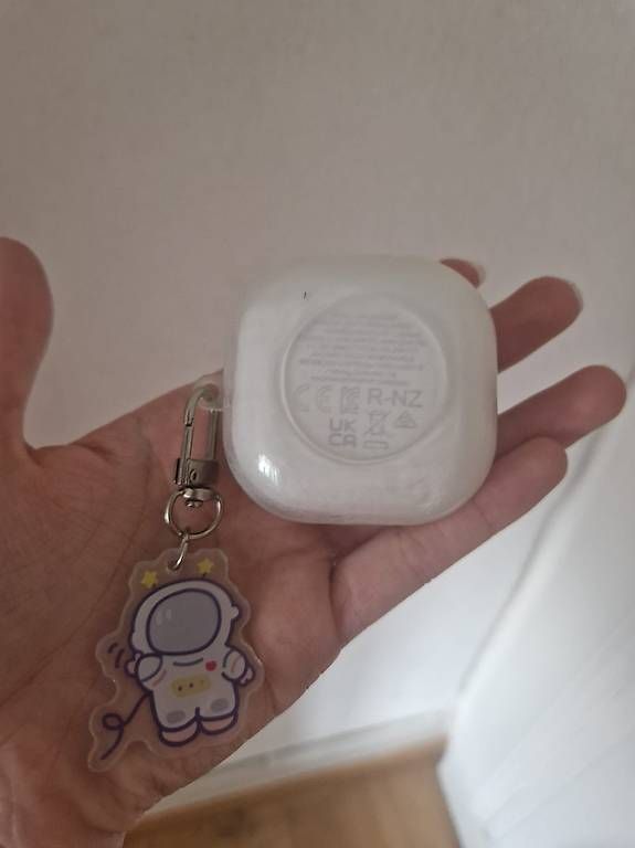 Casques audio:  Ecouteurs galaxy Buds  – D'occasion à Palézieux-Village par oce_yc95 2