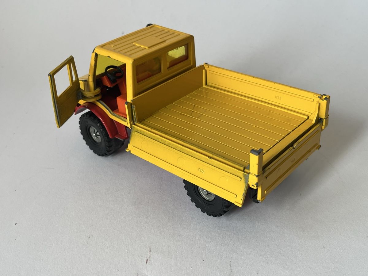 Siku Modellini d'auto: SIKU Unimog 1:24 – Usato da Aeugst am Albis venduto da Capricornus310 3